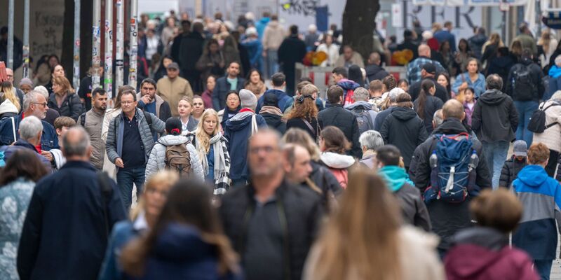 Der Einzelhandel hat im Weihnachtsgeschäft zugelegt (Archivbild) - Foto: Peter Kneffel/dpa