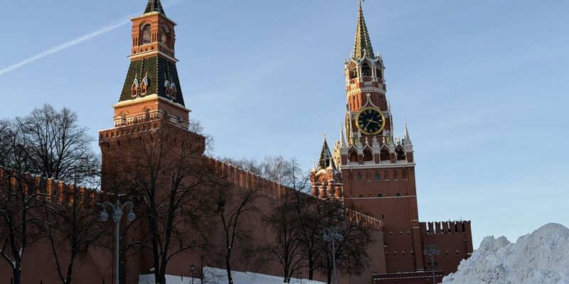 Der Kreml teilt mit, dass der Angriffsstopp auf ukrainische Energieanlagen nur bis Sonntag gegolten habe. (Archivbild) - Foto: Ulf Mauder/dpa