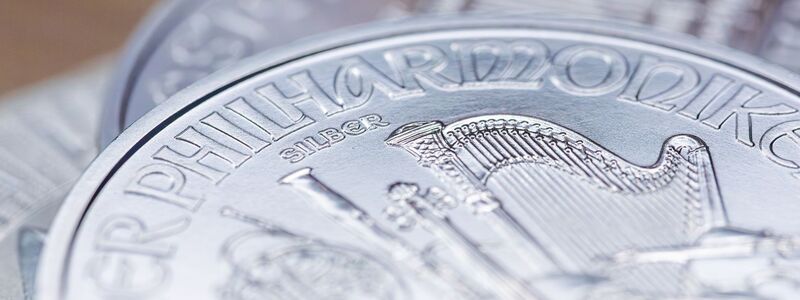 Der Preis für Silber fiel noch deutlich als der für Gold. (Archivbild) - Foto: Fernando Gutierrez-Juarez/dpa