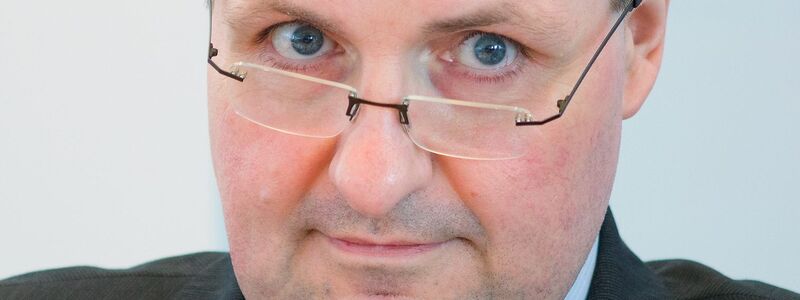 Wolfgang Steiger, Generalsekretär des Wirtschaftsrats, sieht Riesen-Reformbedarf. (Archivfoto) - Foto: Hannibal Hanschke/dpa