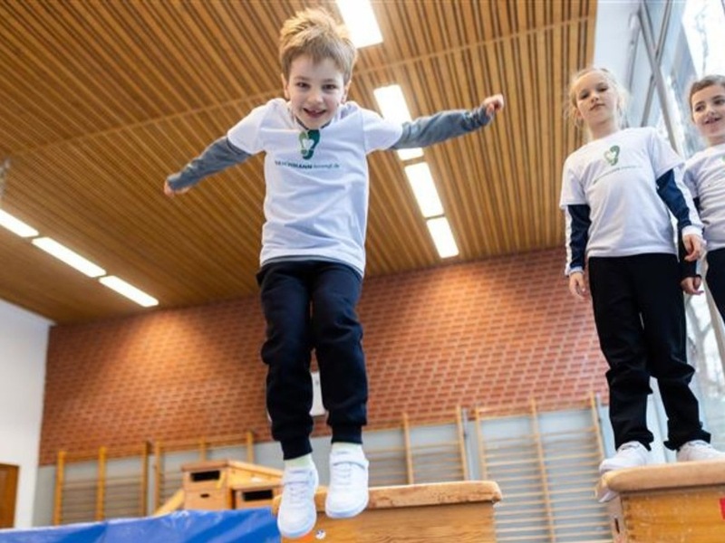 Auf die Plätze, fertig, fit: DEICHMANN sucht wieder Deutschlands fitteste Grundschule / Die bundesweite Initiative geht 2026 in die dritte Runde - Foto: presseportal.de
