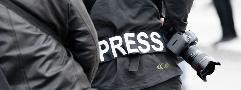 Reporter ohne Grenzen (RSF) hat nach eigenen Angaben im vergangenen Jahr insgesamt 55 Angriffe auf Medienschaffende und Redaktionen dokumentiert und verifiziert. (Archivbild) - Foto: Markus Scholz/dpa