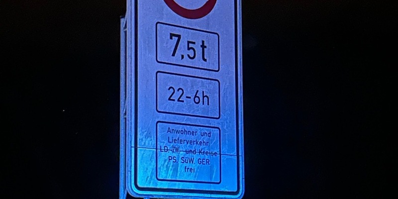 POL-PDLD: B10/LD-Godramstein - Kontrolle Nachtfahrverbot - Foto: presseportal.de