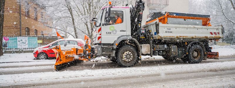 Der Winterdienst war in Rheinland-Pfalz im Dauereinsatz - Foto: Andreas Arnold/dpa