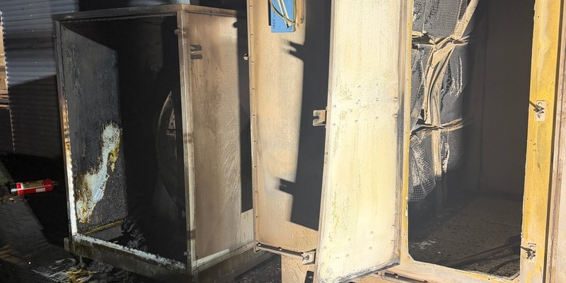 FW-RS: Maschinenbrand im Gewerbegebiet Remscheid - Foto: presseportal.de