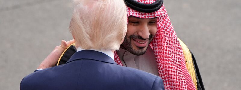 Der einst geächtete saudische Kronprinz wird längst wieder hofiert. (Archivfoto) - Foto: Alex Brandon/AP/dpa