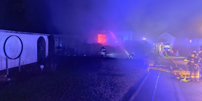 FW-EN: Ausgedehnter Brand in einem Einfamilienhaus - Foto: presseportal.de