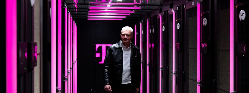 Das Rechenzentrum wird nach Angaben der Telekom vollständig aus erneuerbaren Energien betrieben.  - Foto: Sven Hoppe/dpa