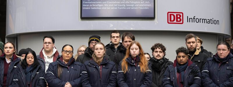 Die Trauer um den getöteten Kollegen ist groß - Foto: Boris Roessler/dpa