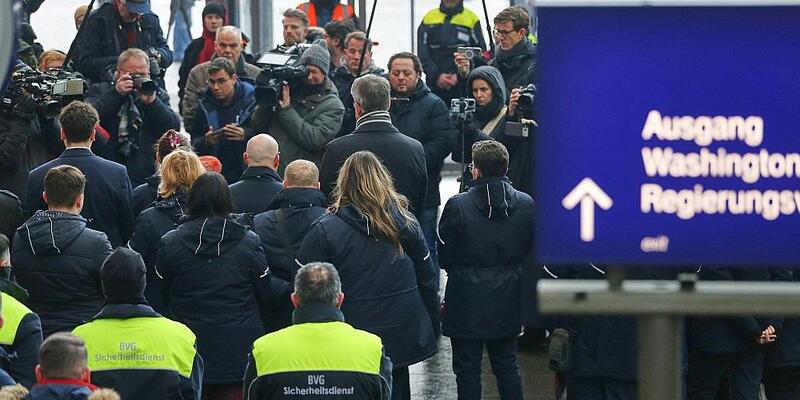 Schweigeminute nach Tod von Zugbegleiter am 04.02.2026 - Foto: via dts Nachrichtenagentur