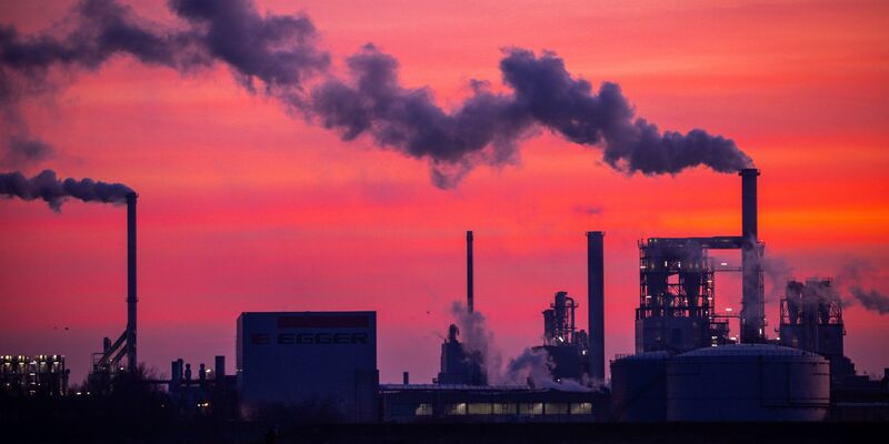 Hoffnung für die deutsche Industrie: Im Dezember stiegen der Auftragseingang kräftig (Archivbild) - Foto: Jens Büttner/dpa