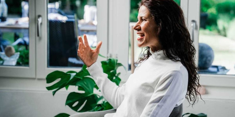 Wenn der Hunger auf Süßes Angst macht: Mit Bulimie durch belastende Essenssituationen kommen - Foto: presseportal.de