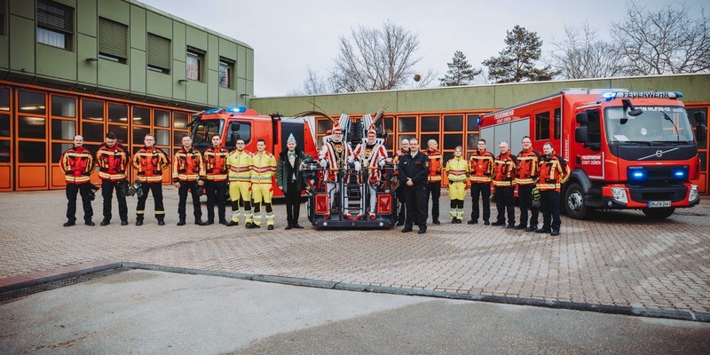 FW Düren: Royaler Besuch in der Feuer- und Rettungswache Düren - Foto: presseportal.de