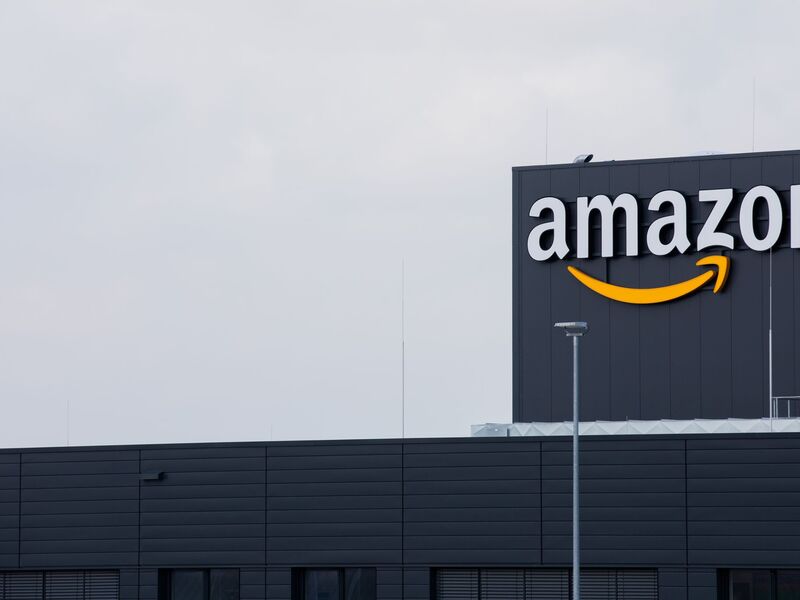 Unternehmen mit großer Marktmacht: Rund 60 Prozent des Umsatzes im Online-Handel in Deutschland entfällt auf Amazon. - Foto: Rolf Vennenbernd/dpa