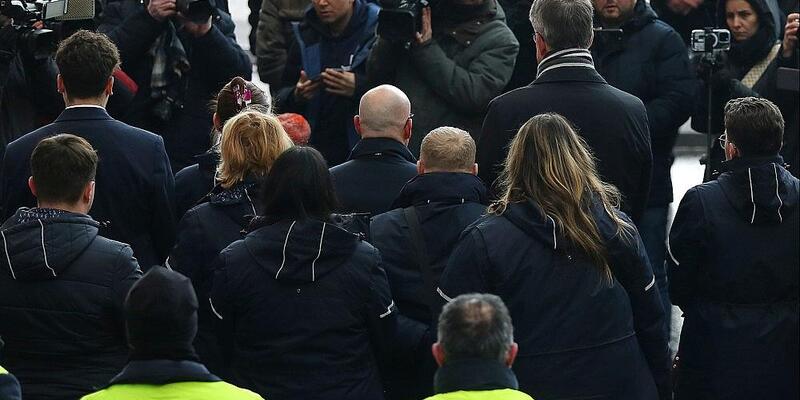 Schweigeminute nach Tod von Zugbegleiter am 04.02.2026 - Foto: via dts Nachrichtenagentur