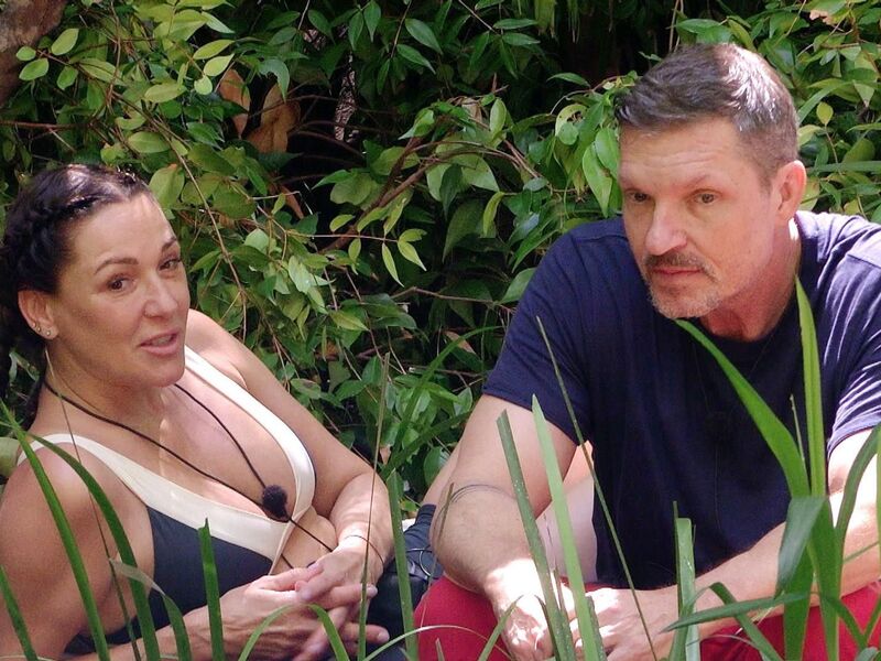 Hardy Krüger jr. scheidet kurz vor dem Finale aus, Simone Ballack kann weiter auf die Dschungelkrone hoffen. - Foto: RTL/dpa