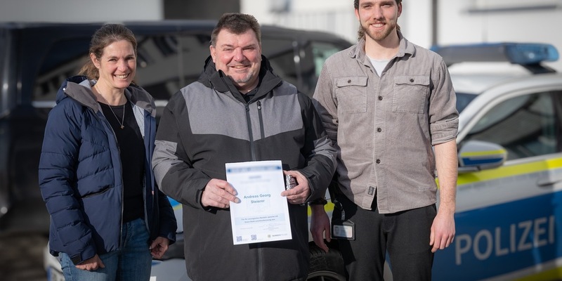 Bundespolizeidirektion München: Alltagshelden - Ehrung für gezeigte Zivilcourage - Foto: presseportal.de