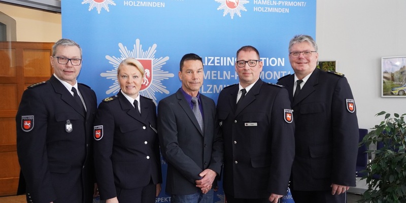 POL-GOE: Amtswechsel im Polizeikommissariat Bad Münder: Günther Köster verabschiedet, Mirko Titze folgt nach - Foto: presseportal.de