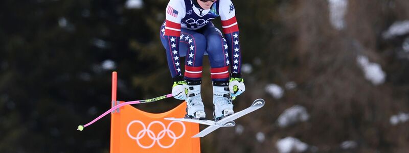 Lindsey Vonn zeigt trotz maladen Knies eine ansprechender Trainingsfahrt in Cortina. - Foto: Marco Trovati/AP/dpa