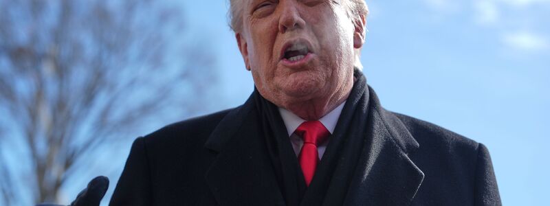 Dass Trump sich nach der breiten Kritik an dem Post offenbar zum Handeln genötigt sah, ist bemerkenswert. (Archivbild). - Foto: Evan Vucci/AP/dpa