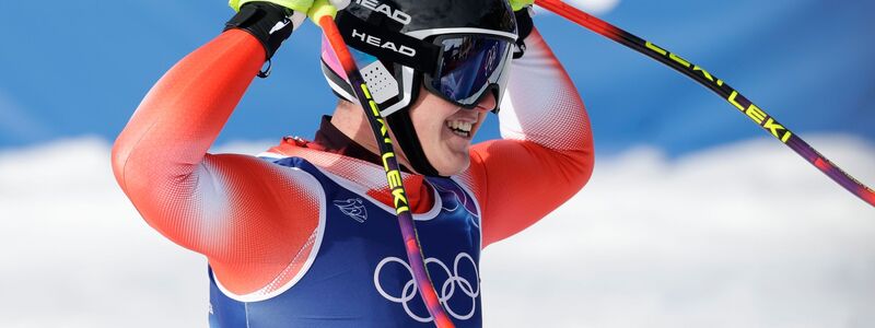 Franjo von Allmen jubelt über seine Bestzeit. - Foto: Oliver Weiken/dpa