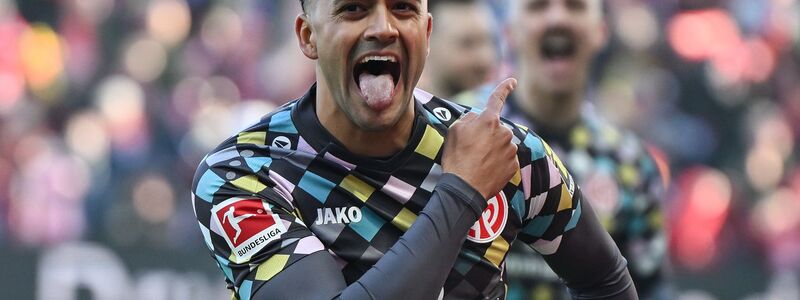 Hatte allen Grund zum Lachen: Nadiem Amiri. - Foto: Florian Wiegand/dpa