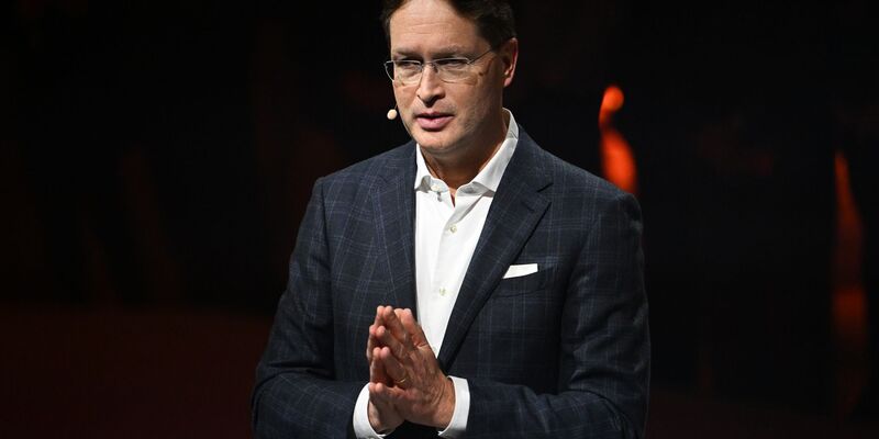  Warnt vor Populisten von rechts: Mercedes-Chef Ola Källenius. (Archivbild) - Foto: Marijan Murat/dpa