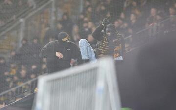 Aggressive und vermummte Fans (Archiv) - Foto: via dts Nachrichtenagentur
