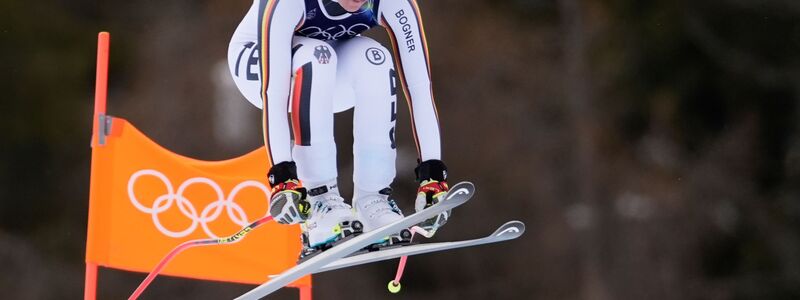 Emma Aicher rast bei der Olympia-Abfahrt zu Silber. - Foto: Robert F. Bukaty/AP/dpa