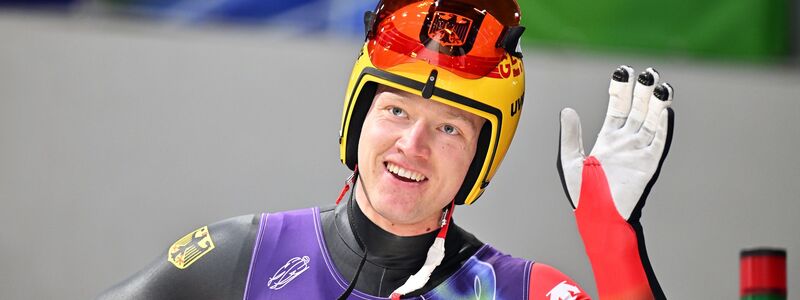 Max Langenhan fährt in den ersten drei Läufen dreimal Bahnrekord.  - Foto: Robert Michael/dpa