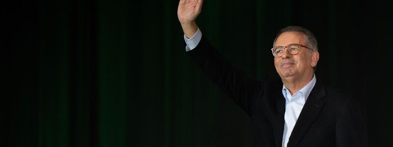 António José Seguro hat die Stichwahl ums Präsidentenamt klar gewonnen. (Archivbild) - Foto: Ana Brigida/AP/dpa