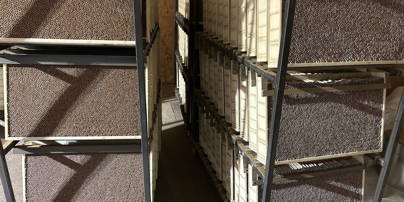 ZOLL-H: Illegale Zigarettenfabrik in Sachsen-Anhalt / ZOLL veröffentlicht neue Erkenntnisse / Vier Festnahmen im Einsatzverlauf, umfangreiche Beweissicherung - Foto: presseportal.de