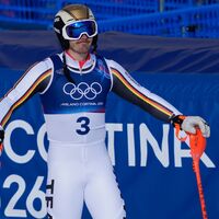 Zu wenig für eine Medaille: Linus Straßer nach dem Slalom. - Foto: Julia Demaree Nikhinson/AP/dpa