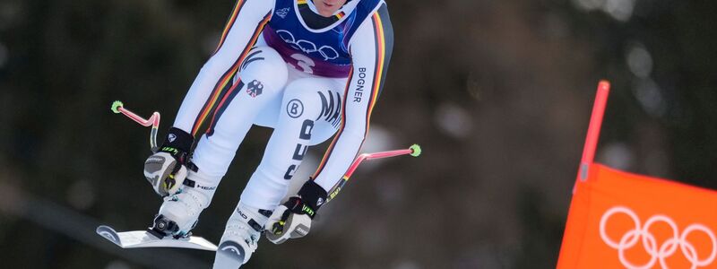 Fuhr in der Abfahrt auf Rang elf: Simon Jocher. - Foto: Julia Demaree Nikhinson/AP/dpa