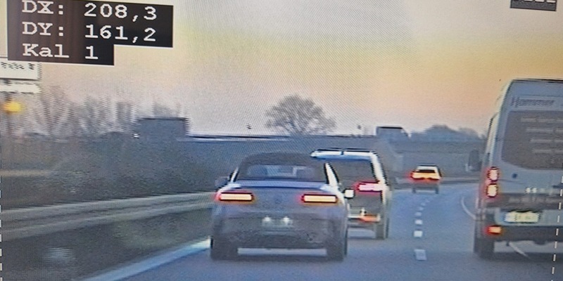 POL-NB: Erhebliche Abstandsverstöße sind kein Kavaliersdelikt - Polizei warnt vor unterschätzter Gefahr - Foto: presseportal.de