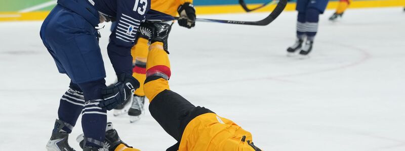Die Eishockey-Frauen um Nicola Hadraschek-Eisenschmid hatten mehr Mühe als erwartet. - Foto: Carolyn Kaster/AP/dpa