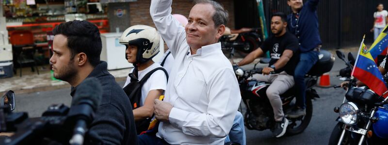 Juan Pablo Guanipa soll kurz nach seiner Freilassung entführt worden sein - Foto: Cristian Hernandez/AP/dpa