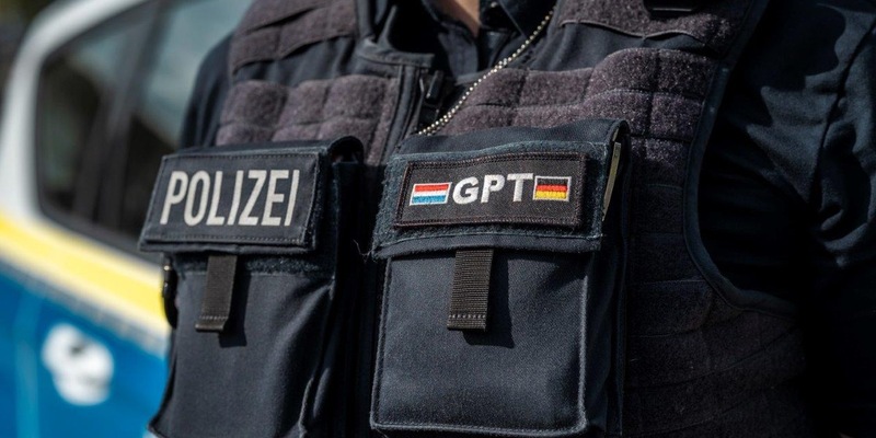 BPOL-BadBentheim: Fahrt mit gefälschtem Führerschein beendet - Foto: presseportal.de