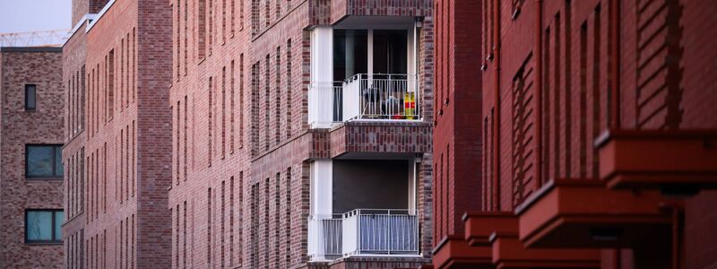 Es wird gebaut in Deutschland, aber nach Schätzungen der Immobilienwirtschaft reicht es nicht. (Archivbild) - Foto: Julian Stratenschulte/dpa