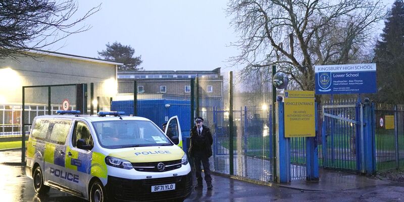 An einer Londoner Schule kam es zu einem Messerangriff. - Foto: Ben Whitley/PA Wire/dpa
