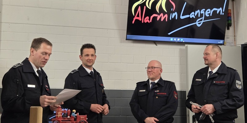 FW-WRN: Beförderungen und Ehrungen bei der Löschgruppe Langern - Foto: presseportal.de
