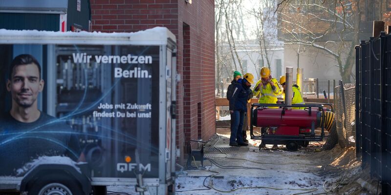 Auf einen Stromausfall nur schlecht vorbereitet: Nur 20 Prozent der Unternehmen haben eine eigene Notstromversorgung installiert. - Foto: Soeren Stache/dpa