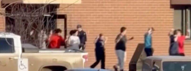 Der Ort hat rund 2.700 Einwohner - Foto: Jordon Kosik/Jordon Kosik via AP/dpa