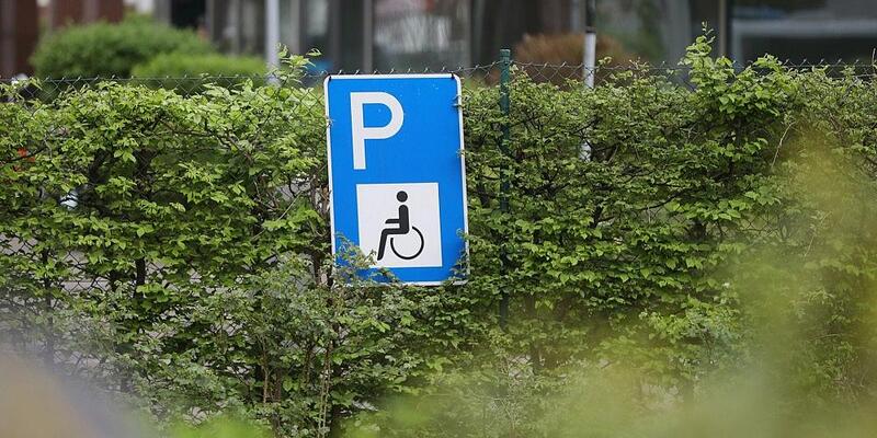Behinderten-Parkplatz (Archiv) - Foto: via dts Nachrichtenagentur