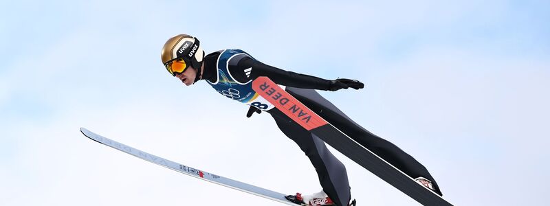 Vinzenz Geiger brachte sich beim Skispringen in eine gute Ausgangsposition, für Edelmetall reichte es trotzdem nicht. - Foto: Daniel Karmann/dpa