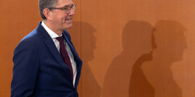 Kulturstaatsminister Wolfram Weimer erwartet für die nächsten Jahre eine «Filmparty». (Archivbild) - Foto: Soeren Stache/dpa