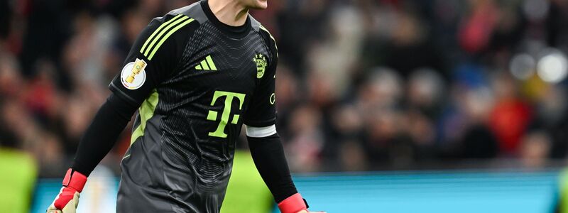 Auf dem Weg nach Berlin: Bayern-Kapitän Manuel Neuer jubelt nach dem Einzug ins Halbfinale.  - Foto: Sven Hoppe/dpa