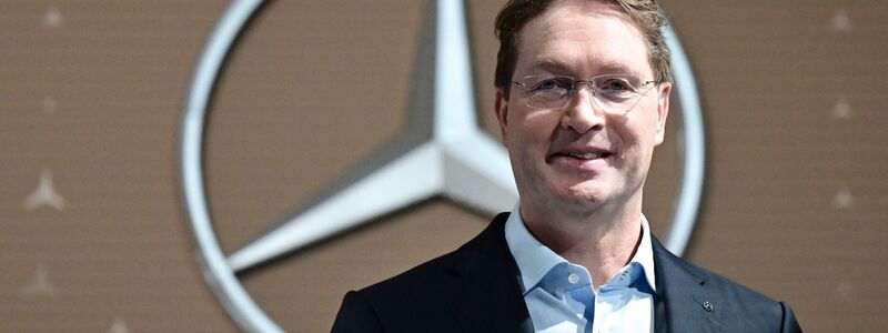 Mercedes-Chef Ola Källenius: «Wir sind bereit für das Jahr 2026» - Foto: Bernd Weißbrod/dpa
