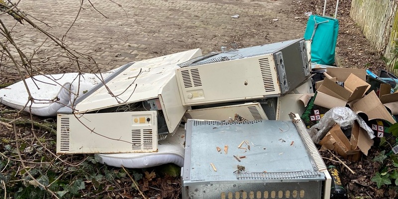 POL-Einsatz: Zeugen zu illegaler Abfallentsorgung gesucht - Baustellenbereich beim Parkplatz Duale Hochschule Mannheim, an der Handelsstraße in 69214 Eppelheim - Foto: presseportal.de