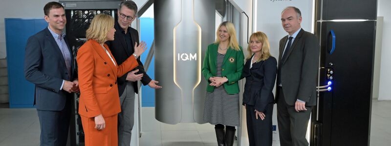 Feierlich ist der neue Quantencomputer Euro-Q-Exa in Betrieb genommen worden.  - Foto: Malin Wunderlich/dpa